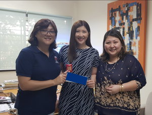 Alumna Ms. Haidee Benedicto-Barcelon donates cash for SoM facilities ...